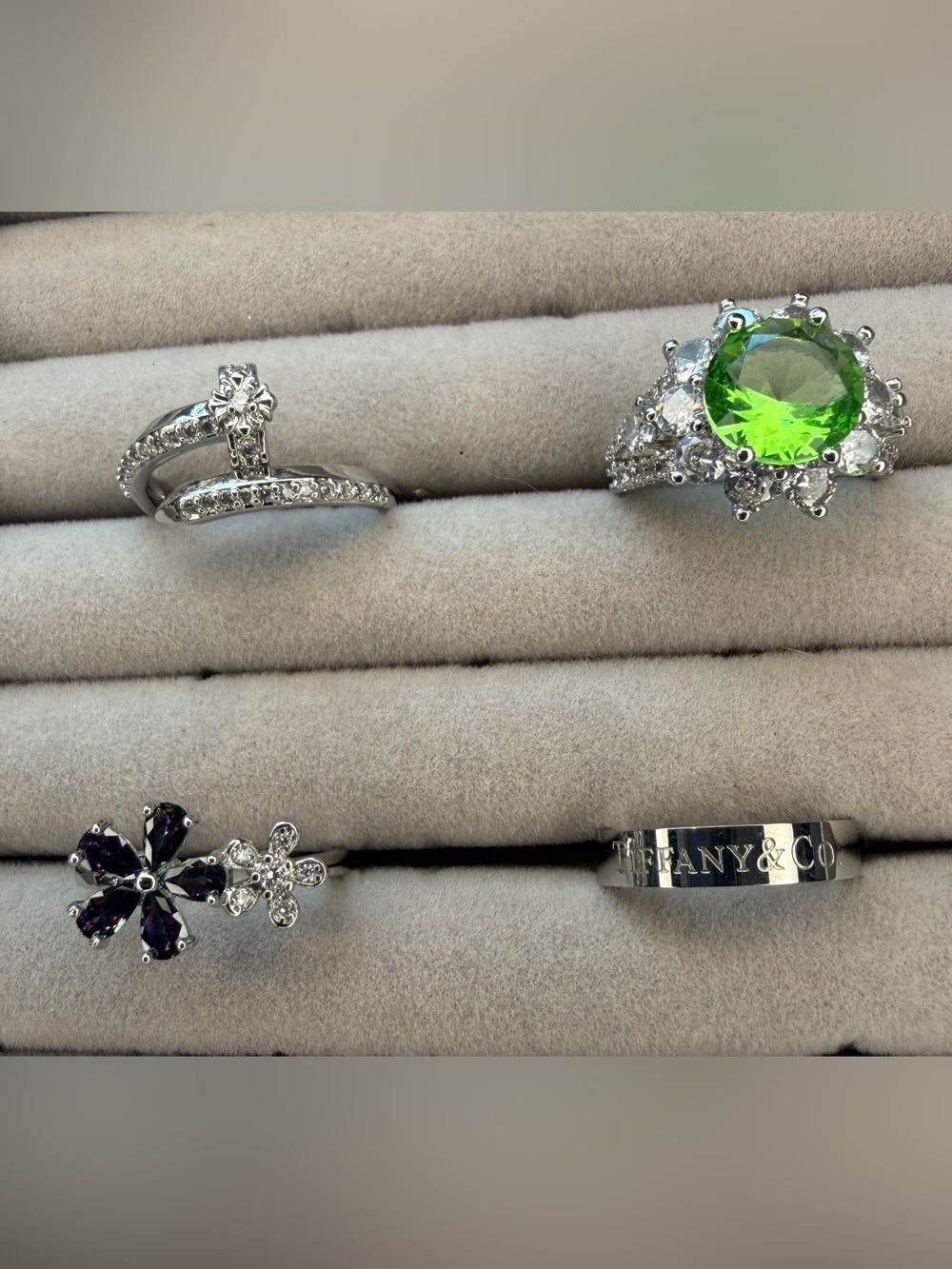 Lot of four rings